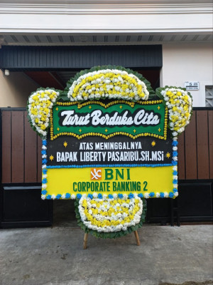 Papan Bunga Duka di Banyuputih