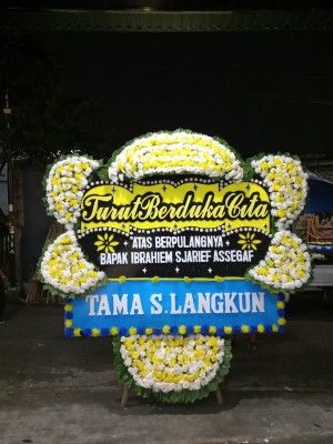 Papan Bunga Duka di Banyuputih