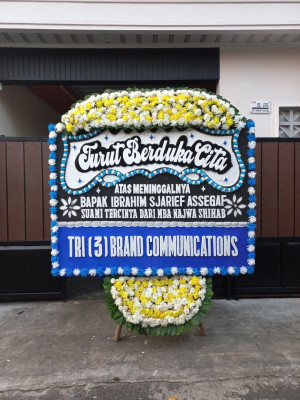 Papan Bunga Duka di Banyuputih